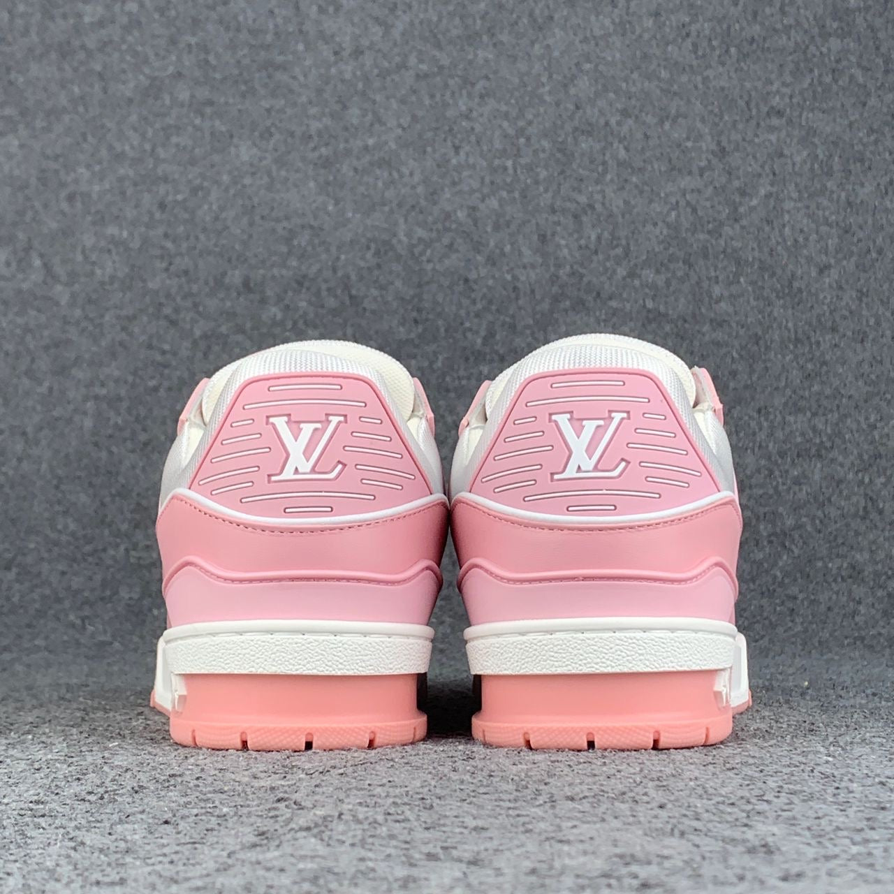 WMNS LV Trainer ‘Rose’
